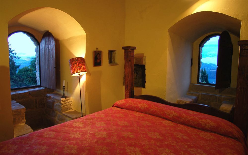 Hotel Castello Di Petroia Dimora D'Epoca Gubbio Zewnętrze zdjęcie